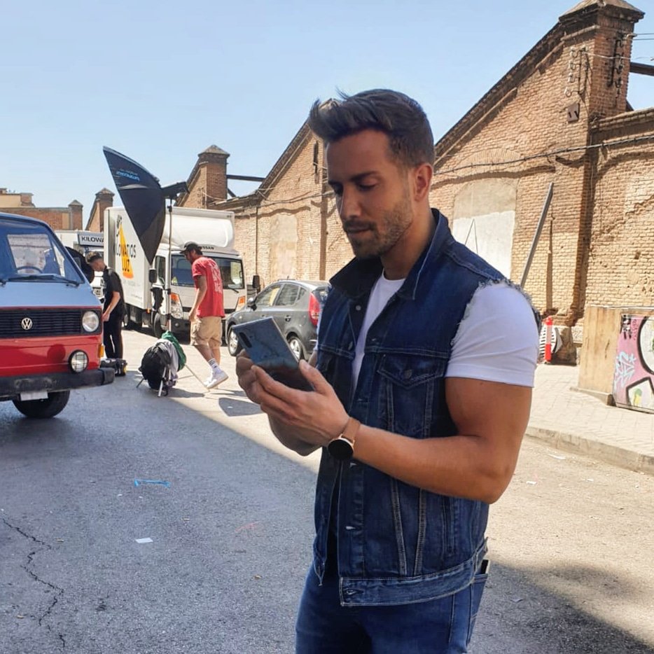 ¡Estamos rodando!

#GalaxyNote10+
#TeamGalaxy
<a href="/SamsungEspana/">Samsung España</a>
#Spot #Tupé