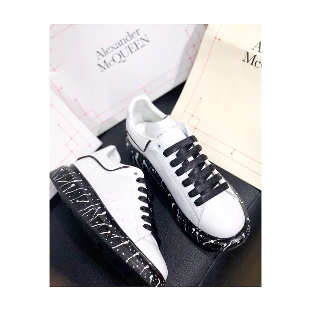 Looking to look classy in your sneakers this weekend??? You should get this Alexander McQueenPrice: 35k Size: 40-45We delivery, pls send a dm to order Pls help Rt my customer is on ur TL #ThursdayMotivation  #SeyiIsWorking  #SayNoToViolence  #Abuja