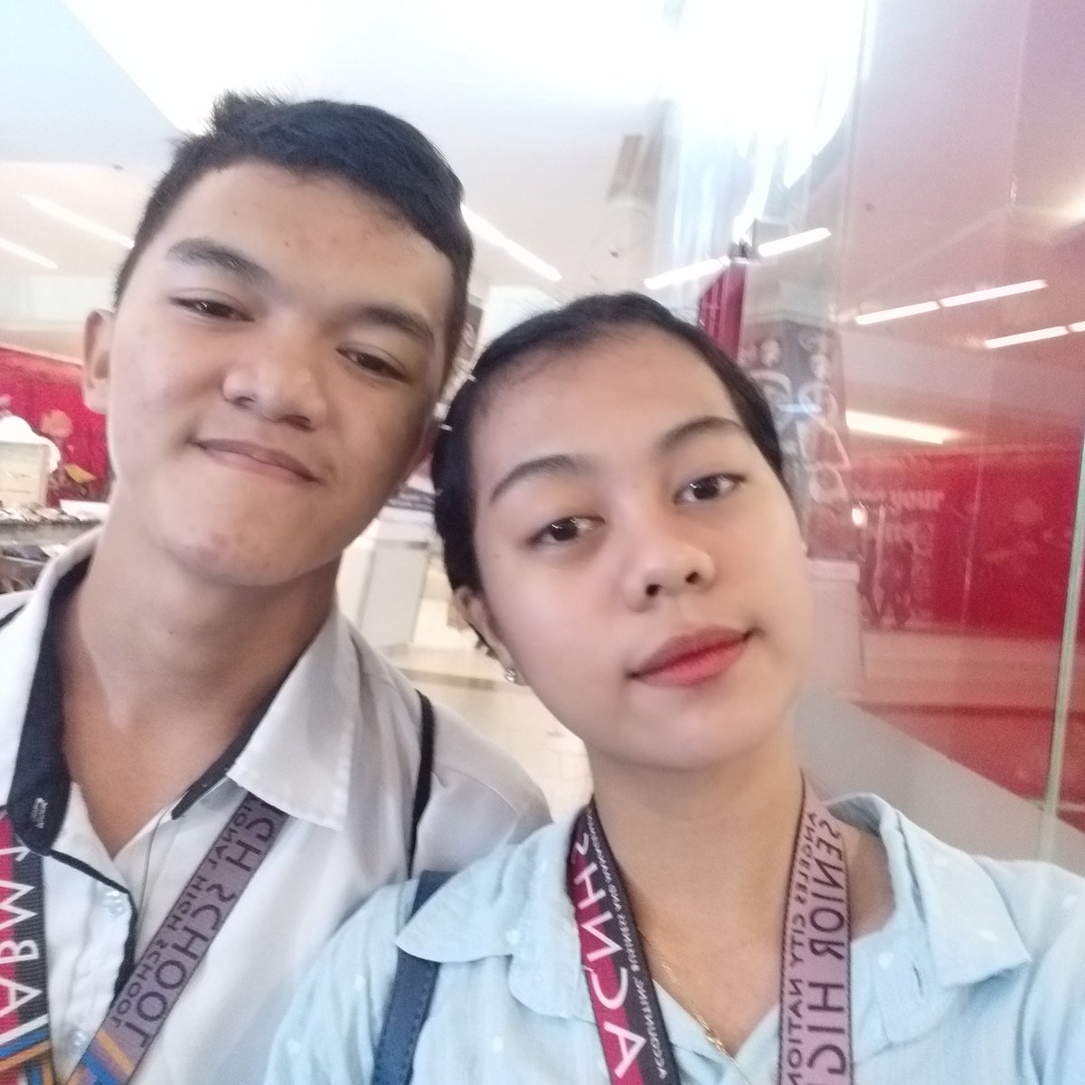 iamkaryaka's tweet photo. flex ko lang tong bakla kong kaibigan kase deserve nya ❤ https://t.co/A8dhAsevy8