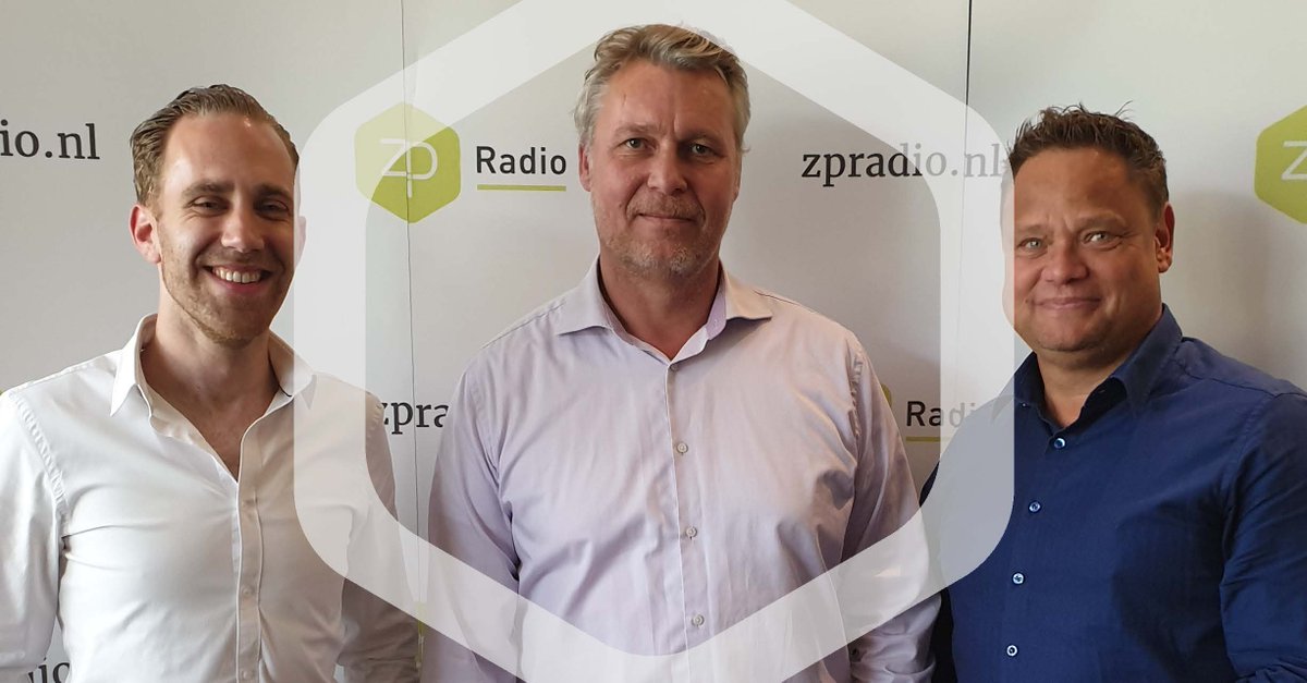 HeadFirstGroup's tweet photo. De eerste HoofdZaken na de zomerstop trappen wij af met Menno van Barnveld, Global Sourcing Manager @myler_zzp. Hij vertelt over het ontstaan en de werking van de dienstverlening Global Sourcing. Luister om 16.00 uur mee op https://t.co/1U8FzrtIUE  #schaarste #inhuur https://t.co/H9c7LvMRSI