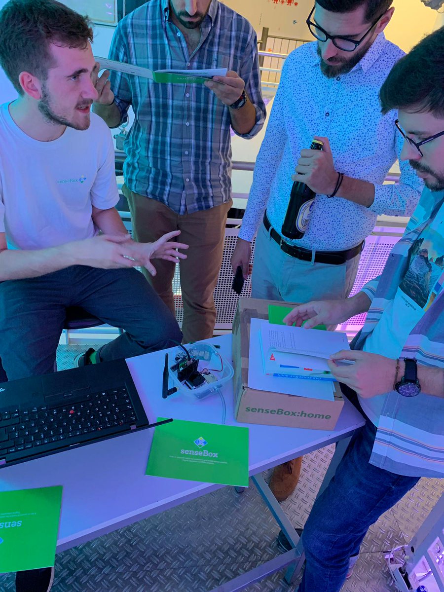 Letzter Tag der #SummerSchool "#IoT meets #AI" der <a href="/TU_Muenchen/">TU München</a> #TUM #IoTAI #IoTSecurity #remotesensing. Um 14 Uhr stellen wir die Lösung der #Challenge "Erhebung von #Umweltdaten und Übertragung via #LoRa" <a href="/SiemensDE/">Siemens Deutschland</a> vor. P.S.: Es gibt einen #Livestream ➡️future-iot.org/2019/09/02/iot…