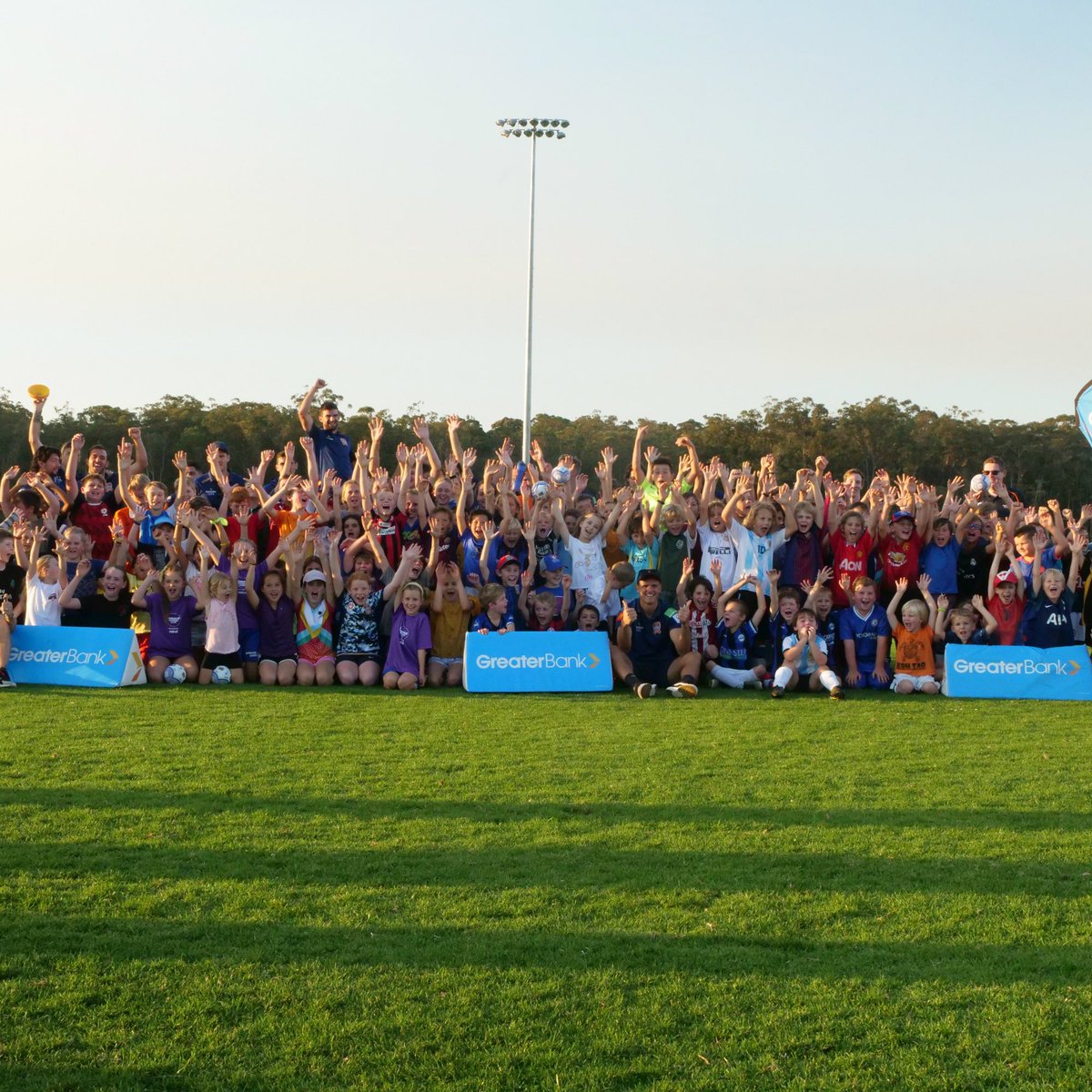 NewcastleJetsFC's tweet photo. Coffs Harbour, THANK YOU for having us this afternoon! Another successful #JetsPLAY clinic, thanks to @GreaterBankAU! #MadeOfNewcastle https://t.co/q9S8eAUkF6