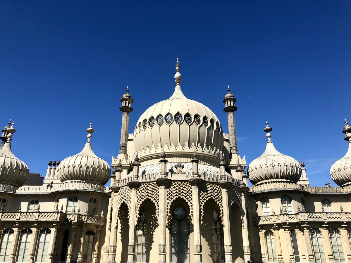 Look at that sky! The Royal Pavilion was built for George IV, who first visited #Brighton in 1783, to ‘take the waters’. He liked the town so much he visited again, eventually buying a property on the Steine. After some (minor) adaptations, it became the palace we see today.