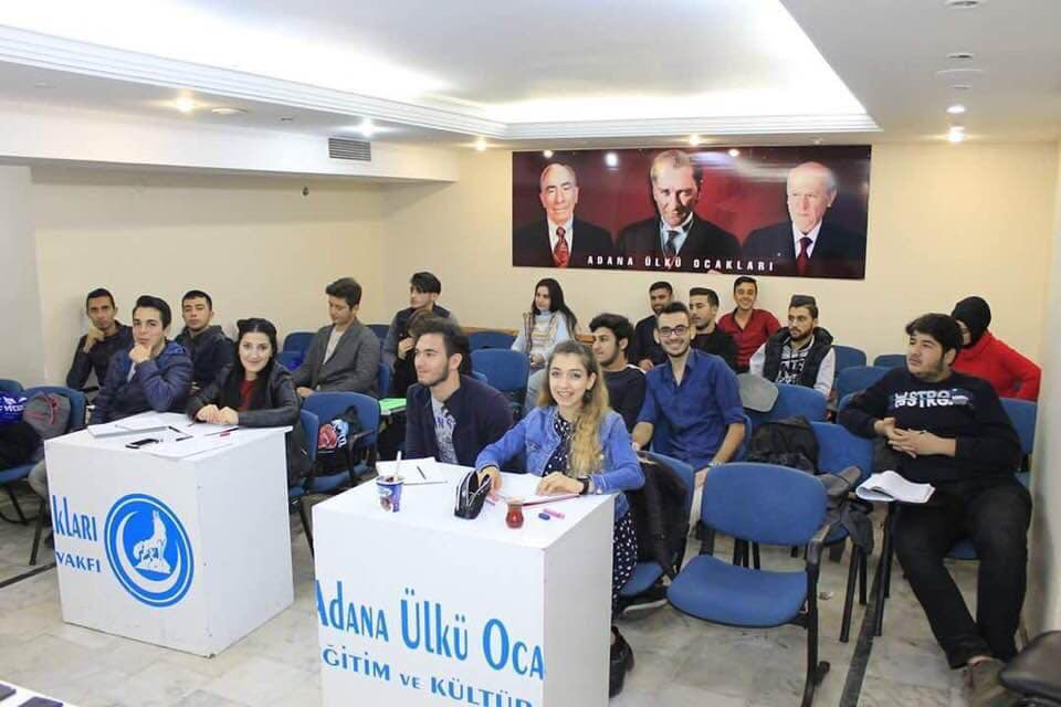 emincanli01's tweet image. Bütün Kurslarımız #ÜCRETSİZDİR🇹🇷

#Üniversiteye hazırlanan tüm kardeşlerimizi Merkez Ocak Binamızdaki Başlatacağımız #Ücretsiz Üniversite Hazırlık Kurslarımıza ve #DenemeSınavlarımıza davet ediyorum..Vatanını Milletini Bayrağını #DEVLET’ini seven herkes katılabilir.