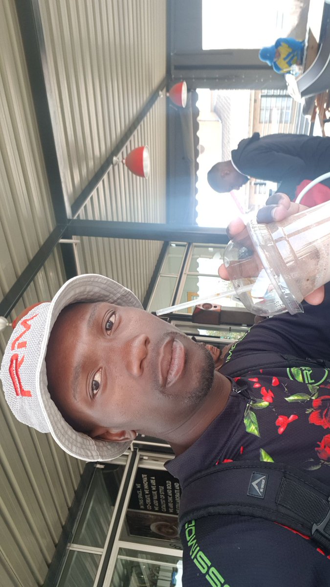MMdavazo's tweet photo. Skhothane is a life style 🇮🇹 https://t.co/i2MbXiKVxE