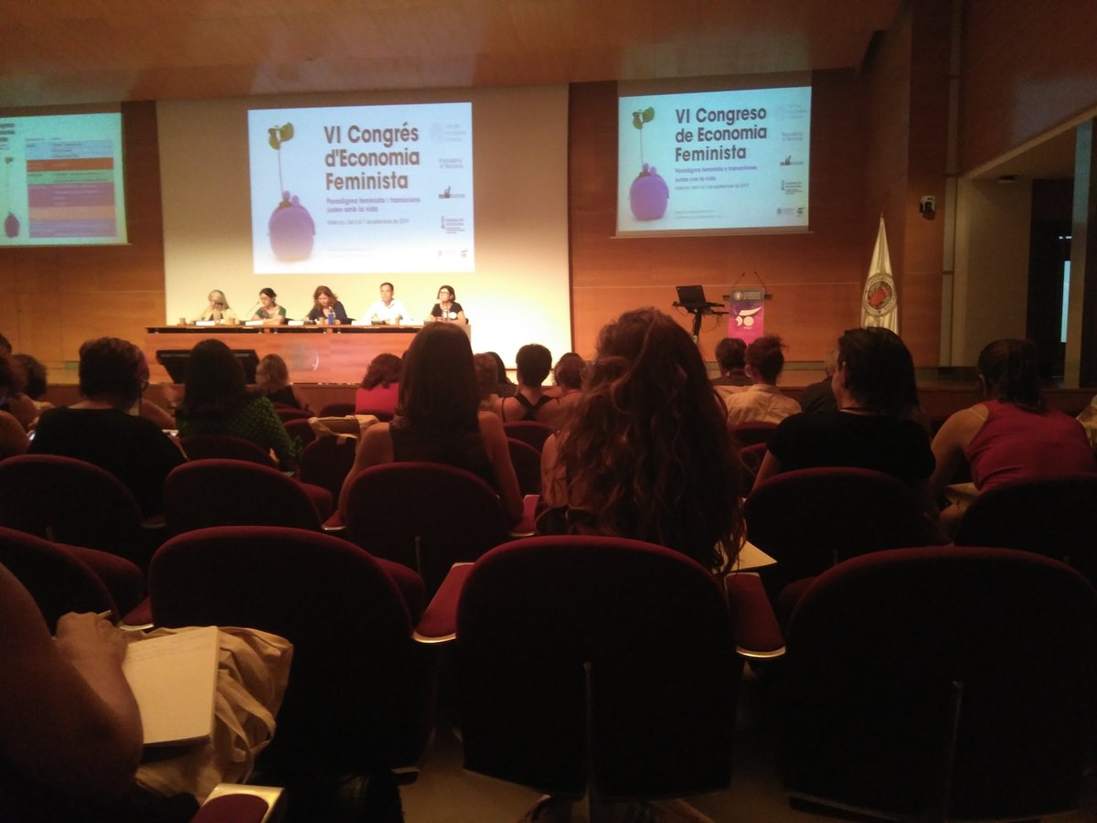REASEuskadi's tweet photo. Inauguramos el VI Congreso de #economiafeminista en la Universidad Politécnica de Valencia. Con muchas ganas de escuchar a las más de 300 compañeras que se han acercado para construir colectivamente alternativas para una economía que cuide la vida. https://t.co/WwUtlw1fqe