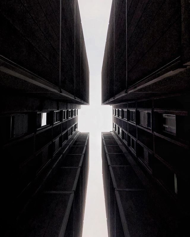 eddysurf's tweet photo. 🔲
.
.
.
.
.
 #icu_architecture #jj_architecture #creative_architecture #arkiromantix #tv_architectural #archimasters #excellent_structure #arquitecturamx #diagonal_symmetry #citybestpics #agameoftones #city_explore #illgrammers #thecreative #shotawar… https://t.co/6VdkGcgJax https://t.co/5YruIEApGV