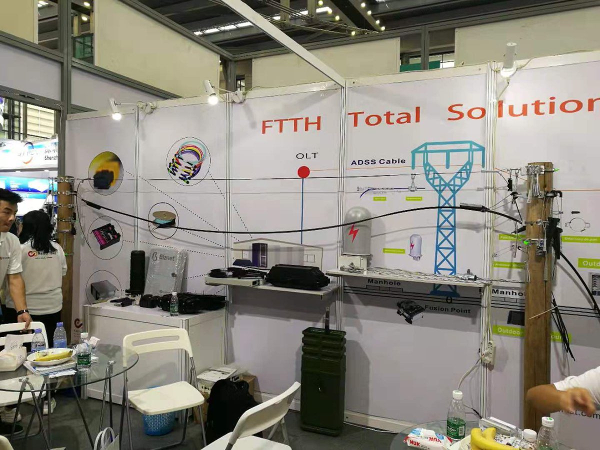 tpfiber's tweet photo. Today, we visited the 21st Shenzhen Optical Communication Exhibition.
I'm very glad to meet many old friends. https://t.co/R1r0vV9gw6