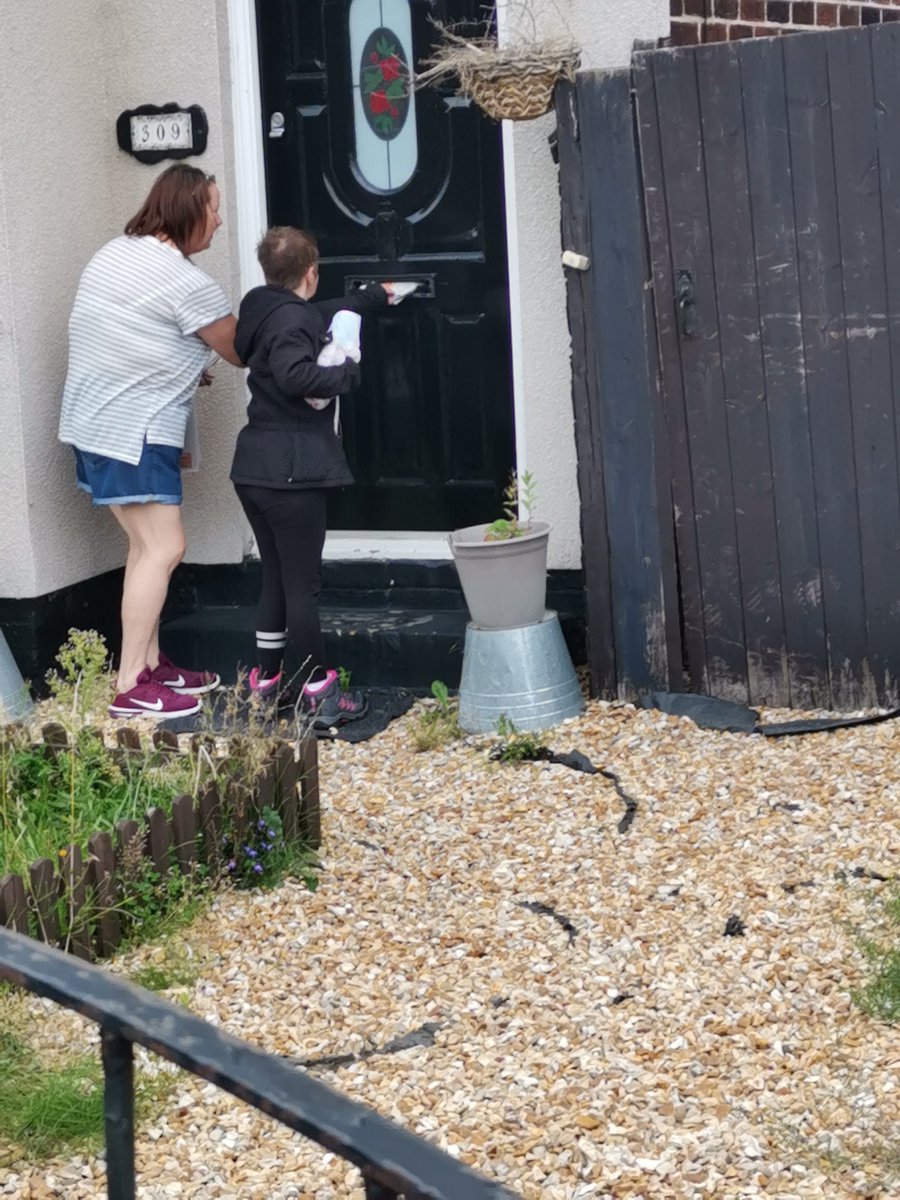 AutismInit's tweet image. We love that one of the people who use our services in Maghull has gone and got herself a job! She loves getting out and about doing her paper round! what an amazing achievement!
 #autism #newchallenegs #gettingajob #autismawarness