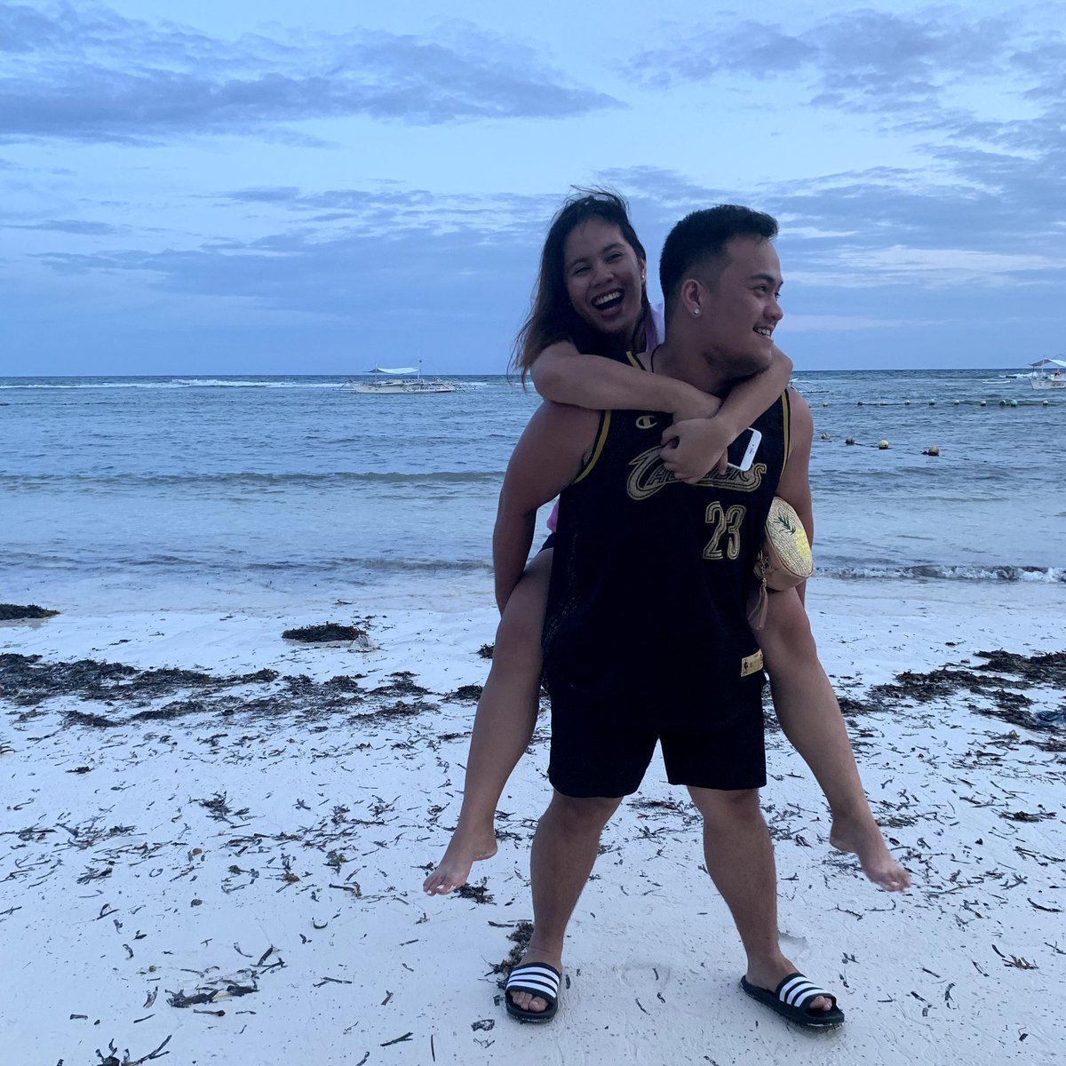moiraaherreraaa's tweet photo. First travel together 🛫😍💕 https://t.co/TJmGuCic5A