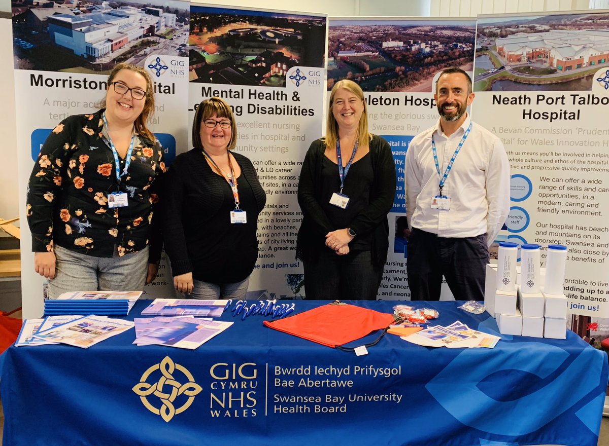 Mariejwills's tweet photo. #StreamliningStudents We are recruiting! #NursesOfTheFuture @cardiffuni @SwanseabayNHS @garethhowells1 @jones_robert2 lots of interest and opportunities https://t.co/1mUs9UtsV0