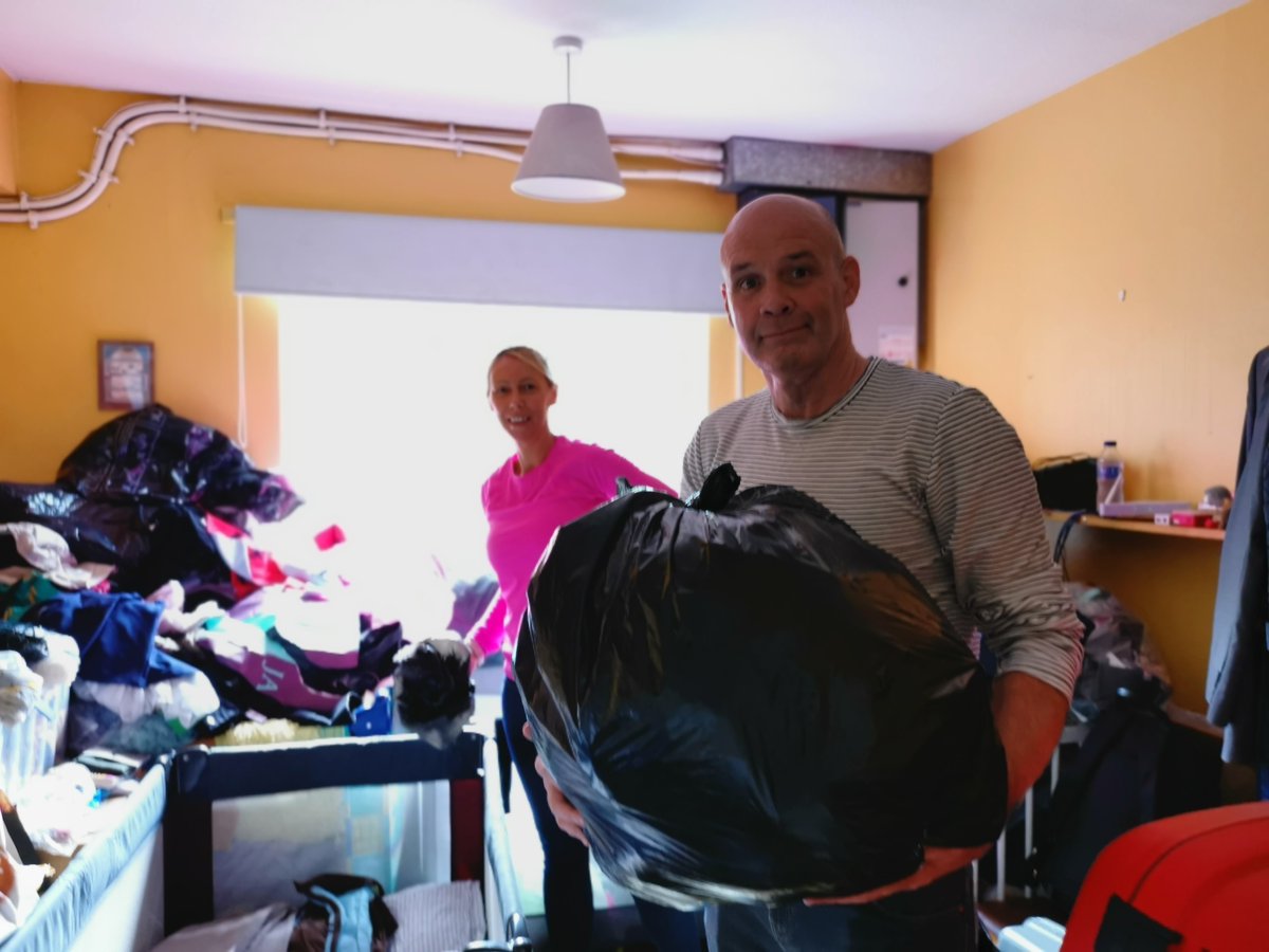 EmmausNorfolk_W's tweet image. A big thank you to the team of @AvivaUK employees from the London and Norwich offices who spent the day with us yesterday #volunteering. 

The team helped us sort donations ready for the shop floor and did a brilliant job! We'd love to have you back any time!

@TWrightAviva