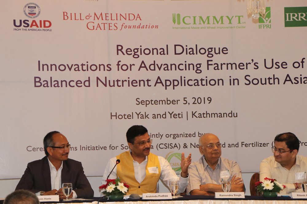 Dyutimanshill's tweet photo. @arvindpadhee co-chairs the session on market innovations in the #fertilizer industry in South Asia at a regional dialogue for advancing farmer’s use of balanced nutrient application in #Kathmandu #4RsPolicySA @CIMMYT @USAID
@gatesfoundation @IFPRI @irri @ICRISAT https://t.co/AYsixP6yg1