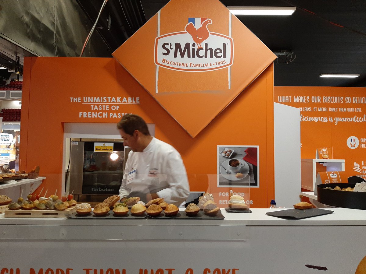 FDBexpo's tweet image. Do you fancy some French treats ? Go grab some sweets at stand H10/I10 @StMichel @FDBexpo #FoodDrinkbizExpo #frenchtreats #desserts