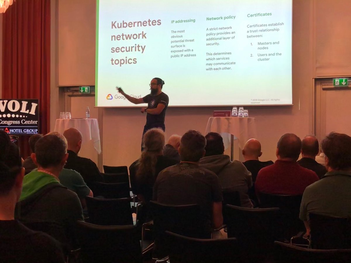 Hvordan arbejder man med Docker og Kubernetes? Abdelfettah Sghiouar fra Google deler ud af sin viden #internetdagen