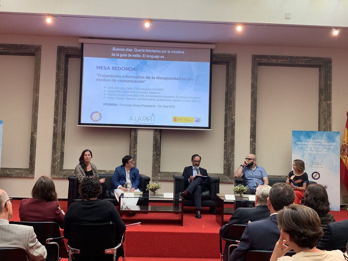 fundacionalapar's tweet photo. ¡Aquí estamos con #fernandogarea @Vicky_Bendito @CesarBritoGlez #palomasoroa @PabloPinedaFerr Debatiendo como los medios de comunicación deben tratar la discapacidad! #periodismoydiscapacidad @fape_fape @RPDiscapacidad @CasaReal https://t.co/HGtWRynSa1