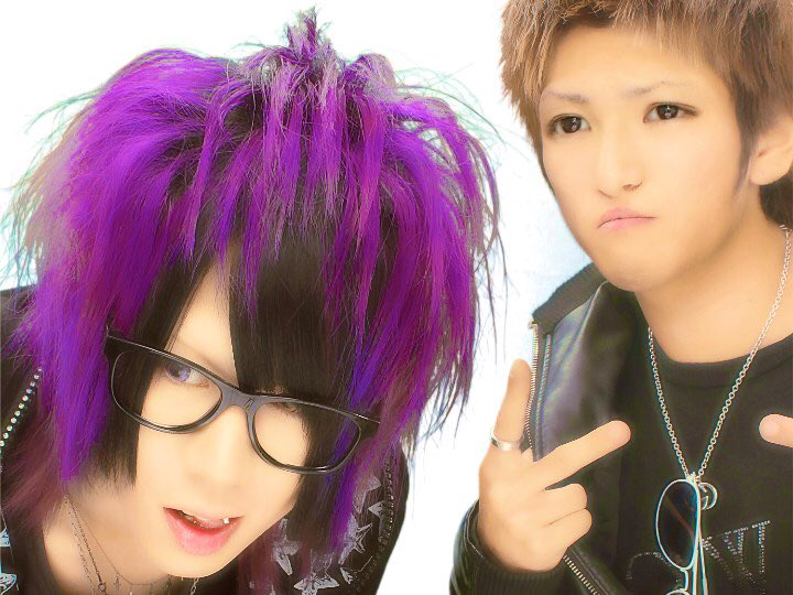 gd_lin_'s tweet photo. この頃と比べたら
大分落ち着いたと思うけどなー笑
なお未だに落ち着いたとは
言われてない笑
今週も楽しみますか😇
#ホスト #歌舞伎町ホスト #歌舞伎町 #新宿 #gd #TOPDANDYIOS #グルダン #アイオス #v系 #バンギャ #美男美女と繋がりたい https://t.co/IFq5qQXBFb