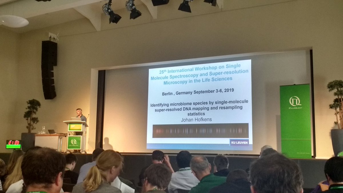 TheRealCouckje's tweet photo. Prof. @johanhofkens1 following up Nobel prize winner @WEMoerner on the stage of #PicoQuant Single Molecule meeting 2019. Great research being spread here! @leuvenresearch @PicoQuant #fluorocode #singlemolecule #microbiome #DNAmapping https://t.co/DlKgq6uQ2Q