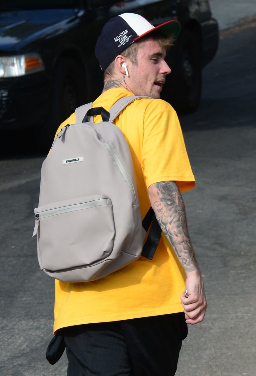 MehItzSun's tweet photo. Ay Yo ... back to school check
@JustinBieber looks like a teen high school boy ... oh my heart
#BackToSchool #BackToSchoolCheck #JustinIsLoved #WeAreHereJustin https://t.co/e761wkFmhF