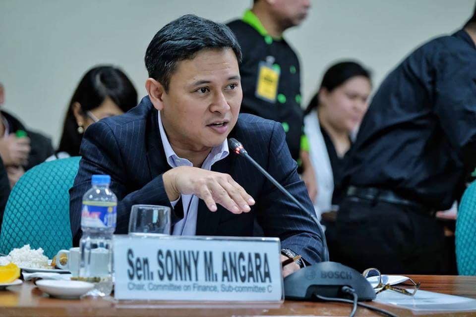 manilabulletin's tweet photo. Angara backs restoration of death penalty for heinous crimes https://t.co/Vb1U3kLumH https://t.co/oGIiflcBID