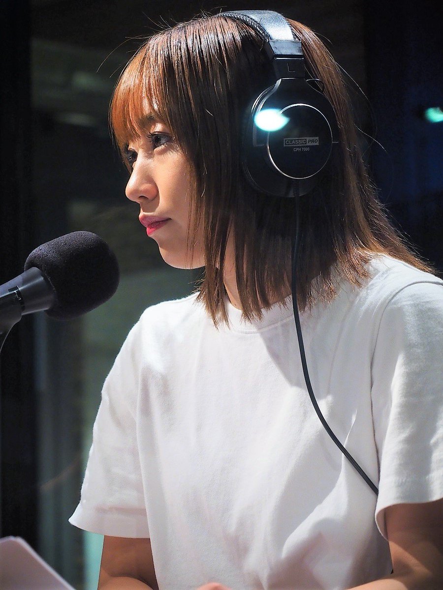 hiro_1218_201's tweet photo. 2019/9/5
kolme (@callme_officia)
富永美杜さん
GIRLS A GOGO@原宿 BackStage Café Studio
毎週木曜18時~19時で放送中。
#kolme #BSCラジオ #ガルゴー #富永美杜 #MIMORI #kolme_photo #hellokolme https://t.co/rWyow7A0Cl