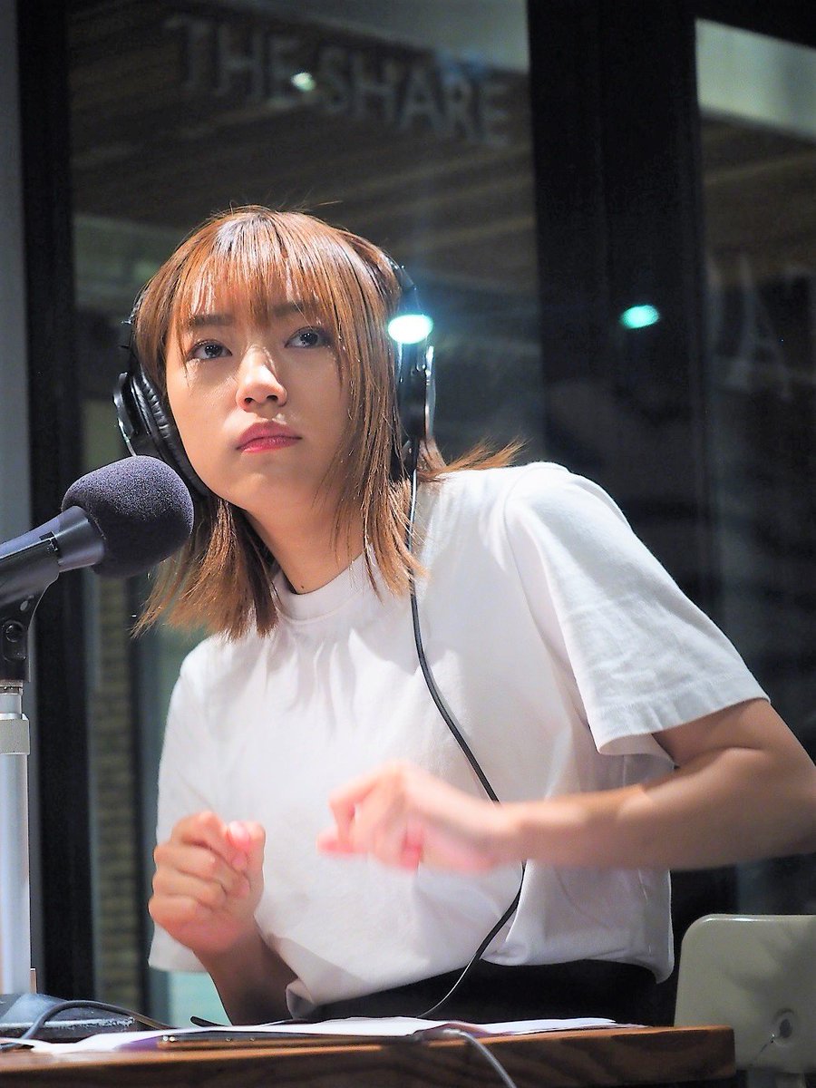 hiro_1218_201's tweet photo. 2019/9/5
kolme (@callme_officia)
富永美杜さん
GIRLS A GOGO@原宿 BackStage Café Studio
毎週木曜18時~19時で放送中。
#kolme #BSCラジオ #ガルゴー #富永美杜 #MIMORI #kolme_photo #hellokolme https://t.co/rWyow7A0Cl
