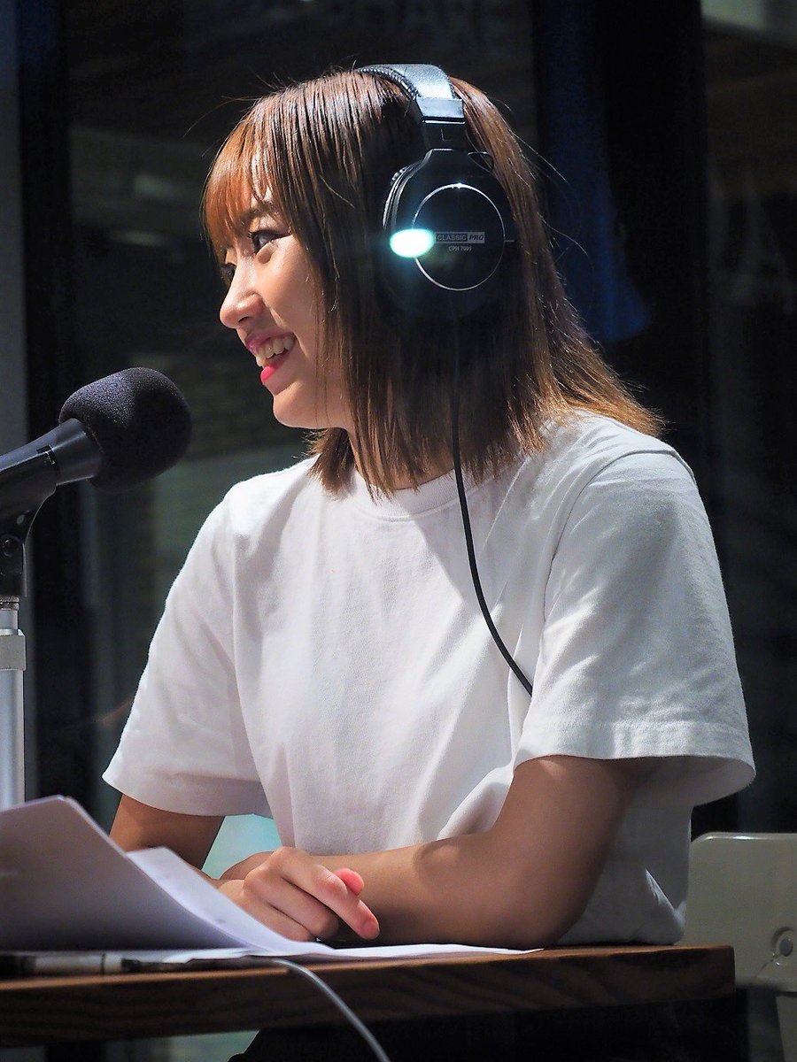 hiro_1218_201's tweet photo. 2019/9/5
kolme (@callme_officia)
富永美杜さん
GIRLS A GOGO@原宿 BackStage Café Studio
毎週木曜18時~19時で放送中。
#kolme #BSCラジオ #ガルゴー #富永美杜 #MIMORI #kolme_photo #hellokolme https://t.co/rWyow7A0Cl