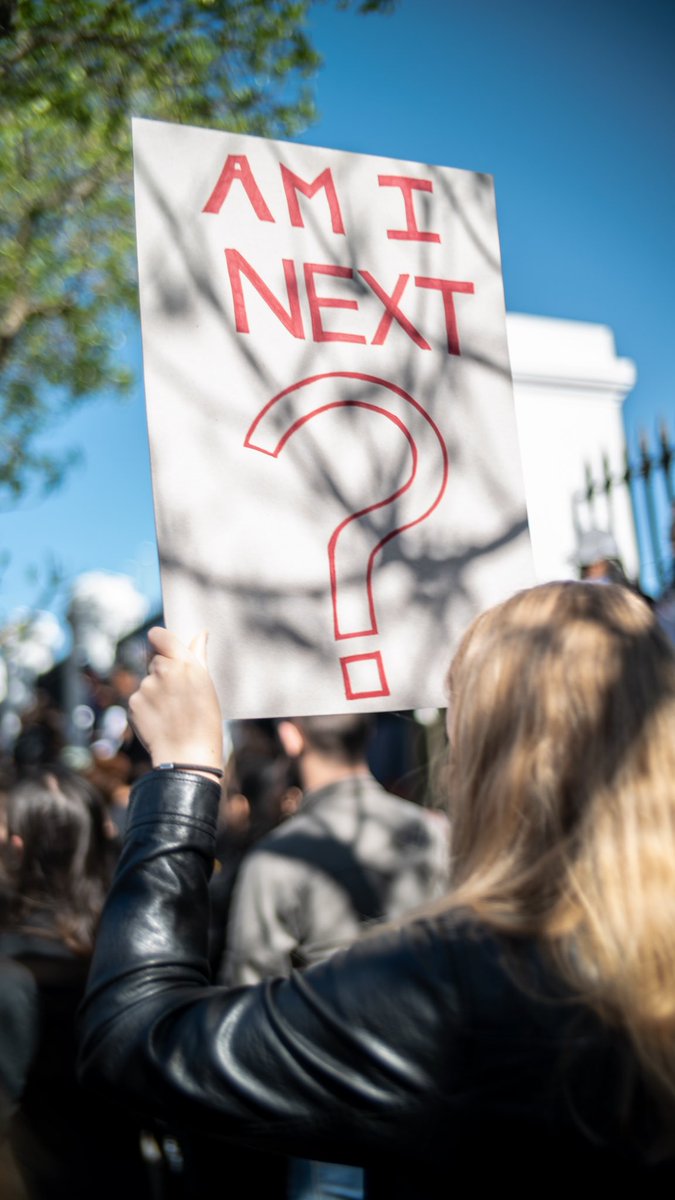 Guy with camera sometimes 🎥 on Twitter: