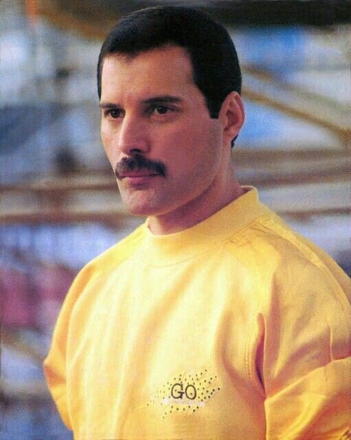 Happy birthday Freddie! Wow now 73 years old, u big boy!! We miss you so much. We love you baby 