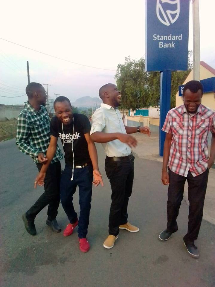 RafKey1's tweet photo. happiness is the key to successful life #laughalltheway https://t.co/h2nvNvAAds
