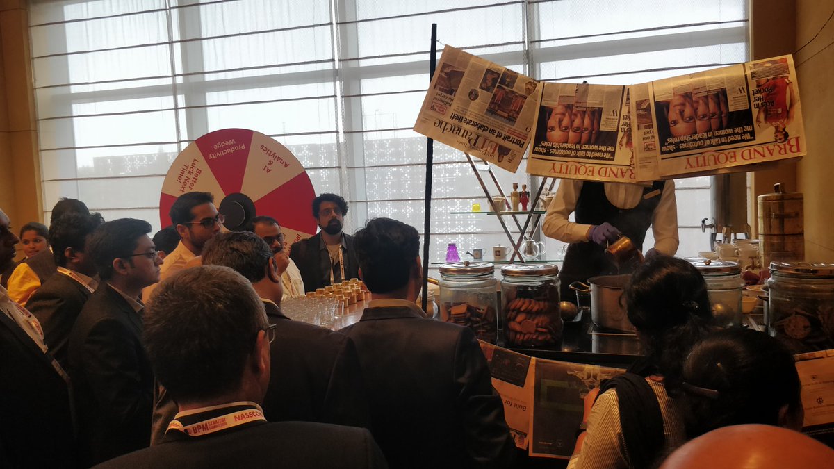 _ArvindKris's tweet photo. #CustomerExperience shouting out loud..!! roadside tea stall in a 5-star hotel with a suited+gloved stall owner! https://t.co/XoP5fjZq72