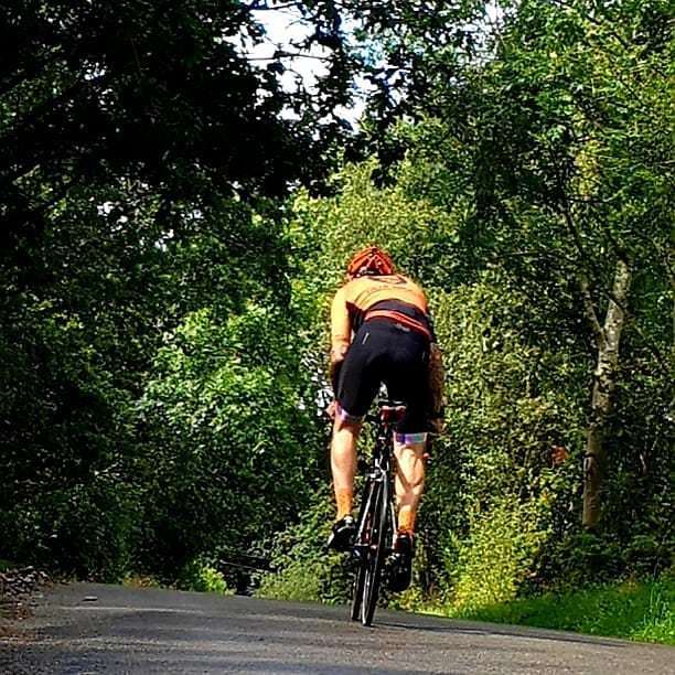 hillsangelscc's tweet photo. #Repost from @r055ifumi with @regram.app ... @hillsangelscc  back going up #followmeforcyclingpics #allblackcc #teamshutt #solitude #Peakdistrict #sockgame #sockdoping #customkit #cycling #roadbike #cyclist #bikestagram #cyclinglife #stravacycling #roadc… https://t.co/BdGVoRtMfv https://t.co/E744ccdL7B