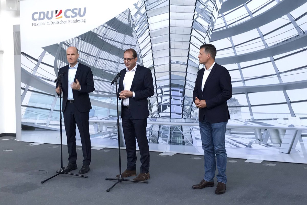 „Klimafrage darf uns nicht  ausschließen beschäftigen. Wir müssen auch an die wirtschaftlichen Faktoren denken.“ <a href="/rbrinkhaus/">Ralph Brinkhaus</a> zum Abschluss der Fraktionsvorstandssitzung.#klimaschutz #klima