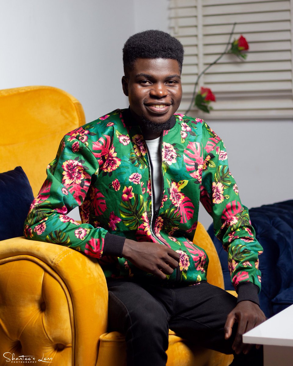 GeorgeLambert_1's tweet photo. Floral Jackets
Custom #MadeInJos Floral Jackets 
Gifted hands
Jidenna (@Jidenna ) Ebuka (@Ebuka ) and Cuppy (@cuppymusic  @cuppymusic1 ) will one day use my designs.
Model : @NEKENchuwang 
#jostweetit 
#SayNoToXenophobiaAttacks 
#bestbelieve https://t.co/ydhm4QbjUs