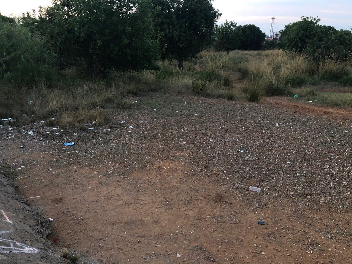 albertetR's tweet photo. @Tenimlesbases @xavier_amill @juditmalonso Jo al menys sí, sempre. No sé si es podría dir el mateix de moltes “persones” (veure fotos fetes a St.Ramón), recullen això? Em preguntava jo. 
Prohibim l’accés a la muntanya a totes les persones? A veure si ens fem mirar aquesta hipocresia. https://t.co/aResOcYa81