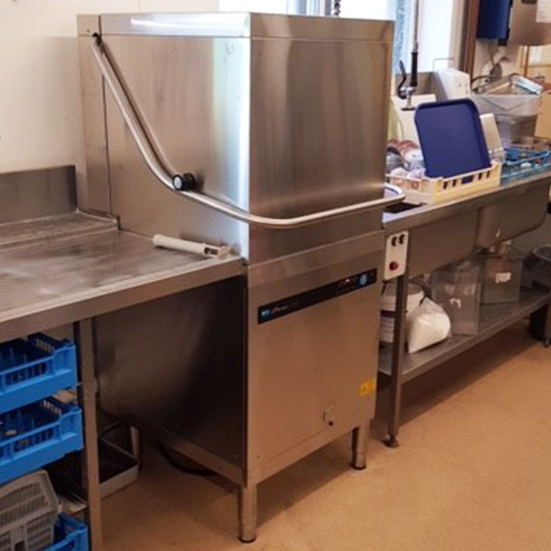 New Installation Alert! The Meiko Upster500S has made its way to Cedars Salisbury, providing quick and efficient cleaning services 

#Business #Upster500S #Caresector #thatedge #service #installation
