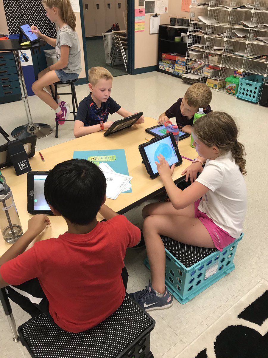 mrslewis3rd's tweet image. It’s official, we are all loving @Seesaw for Schools at CVE! Our students, teachers, and families energy and willingness to “dive” right in is contagious! Next up, app smashing to take it to the next level! 😉#CVErocks #iloveseesaw