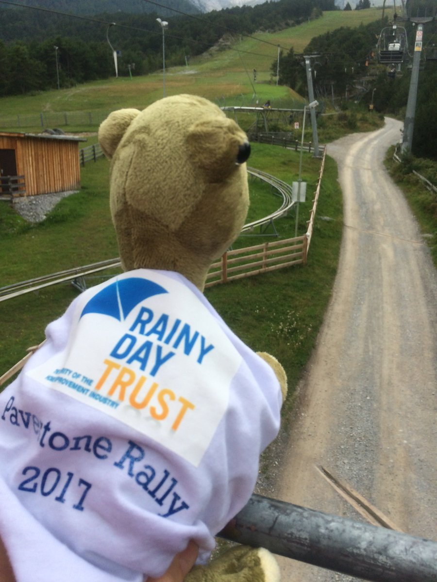 RAINYDAYTRUST's tweet image. There&apos;s a prize of a bottle of champagne to the first @pavestonerally1 team to raise over £100 by text donations, so come on guys and gals, get supporting your teams now.  #pavestone #rally