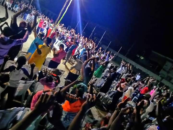 Dppmintl's tweet photo. Do not be unequally yoked because you could be guilty by association.
LION OF JUDAH : Day 4
Despite the rain God was Glorified.
We were blessed by Pastor kaycee a.k.a (My Day Don Break)
Dppm New site.
De Prophetic Commander.
#DepropheticCommander #dppmnewsite #dppmlekki. https://t.co/whAbvMi1e0