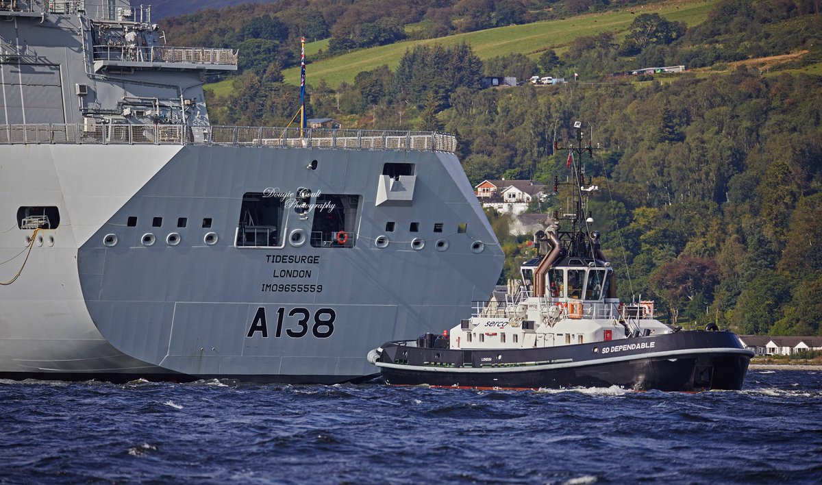 RFA Tidesurge heading to Faslane yesterday afternoon. #shipsinpics #scotland #rfa #shipping #RiverClyde @RFATidesurge