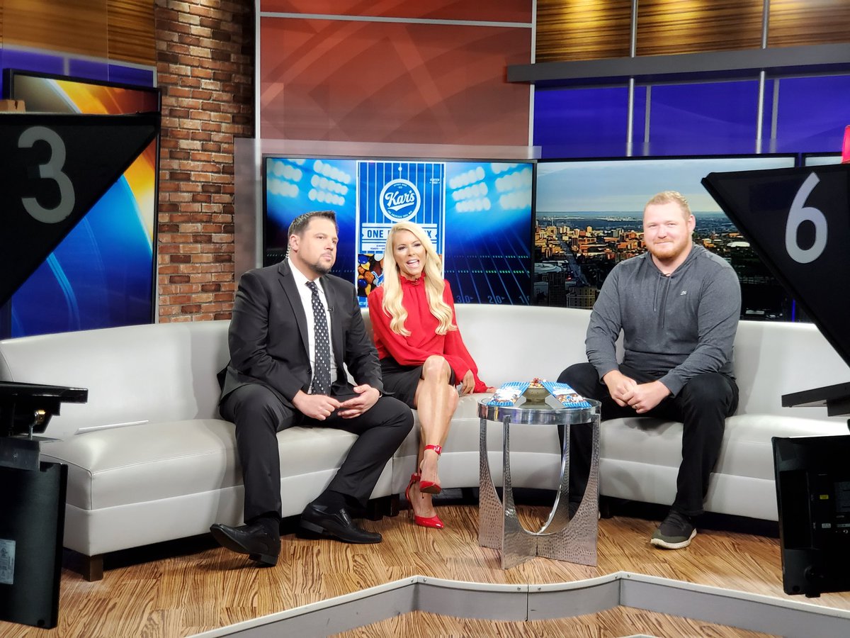 In studio at <a href="/FOX2News/">FOX 2 Detroit</a> this morning talking <a href="/karsnuts/">Kar's Nuts</a>  (client) new One Pride Mix celebrating the <a href="/Lions/">Detroit Lions</a> kick off regular season <a href="/TJLang70/">Teej.</a>