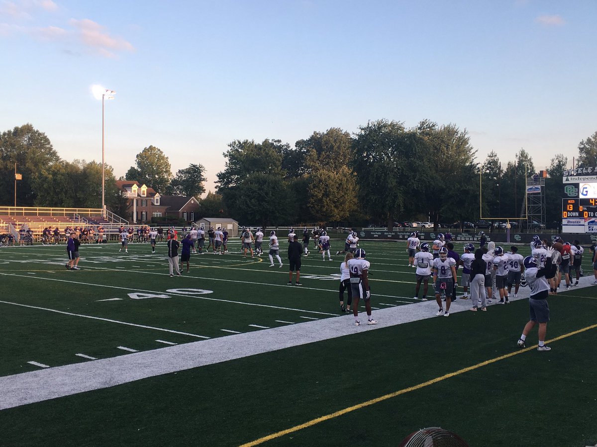 One day and a wake up call until showtime 👀🚨 #PawsUp