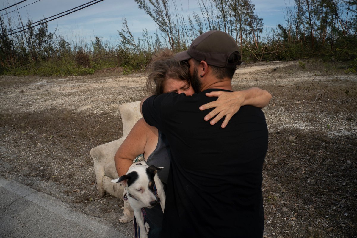ajplus's tweet photo. 70,000 people in the Bahamas are in need of humanitarian aid, says the UN.

- Damage to the airport, harbor is blocking relief efforts
- Food, clean water, medicines needed urgently
- Rescuers are reaching people on boats, jet skis

#HurricaneDorian https://t.co/sRRIuOVddb