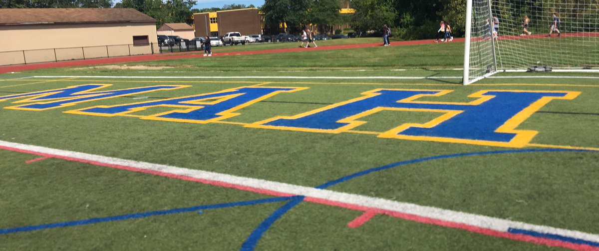 MahopacFB's tweet image. VERY excited 2 see new paint on OUR @MahopacSchools Field! REALLY starting 2 feel like #FootballFootBALLFOOTBALL Season!! #LetsGOOO @PacHS_Principal @miele_frank @MahopacTdClub @PacFootballMSA @MahopacNews @DirectRays @PACSportsMedia
