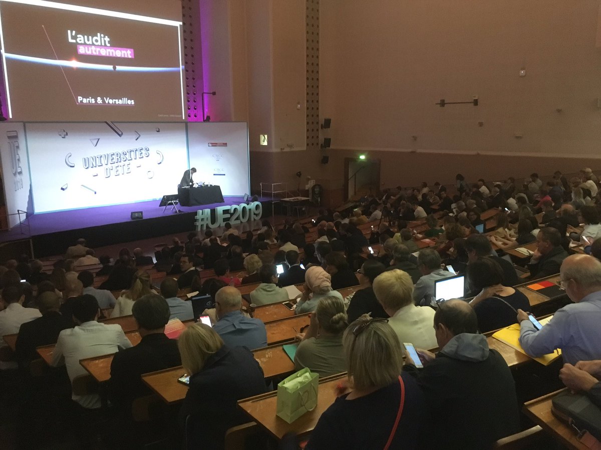 thebutzblog's tweet photo. Heureux d’avoir co-animé avec Nicolas CATEL la conférence #LAuditAutrement présentant les services innovants #LabAUDIT de la @CNCC_audit lors des #UE2019.
Plaisir de partager avec un large auditoire attentif. https://t.co/qObe8VeCDc