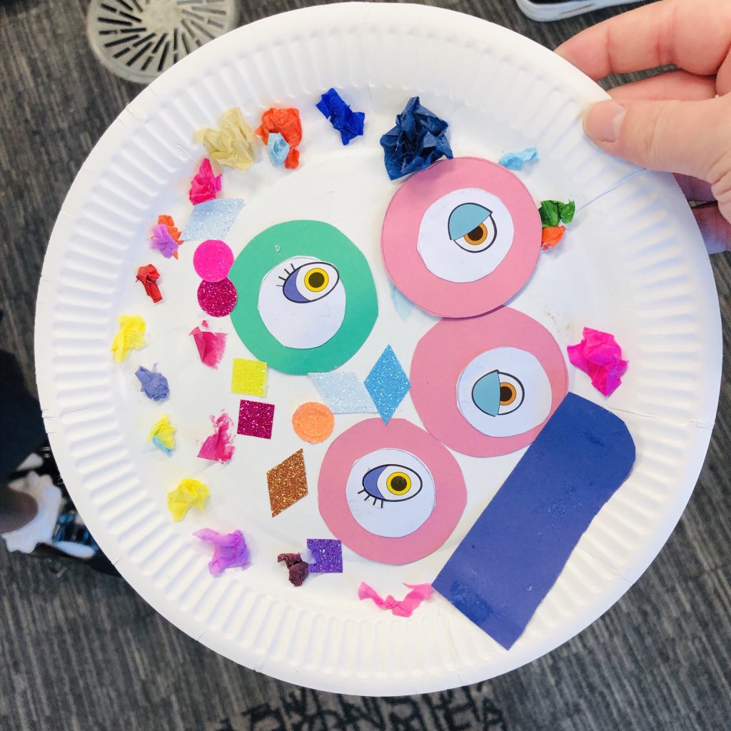 GreenwichLibs's tweet photo. The RASCALS Club tonight at #woolwichlibrary with the theme #SpaceChase, we made alien face masks!👽 Join the fun every Thursday from 4.30-5.30pm in the children’s library! @LDNLibraries @Royal_Greenwich #loveyourlibrary #rascalsclub #SRC19 https://t.co/MMEggChYrw
