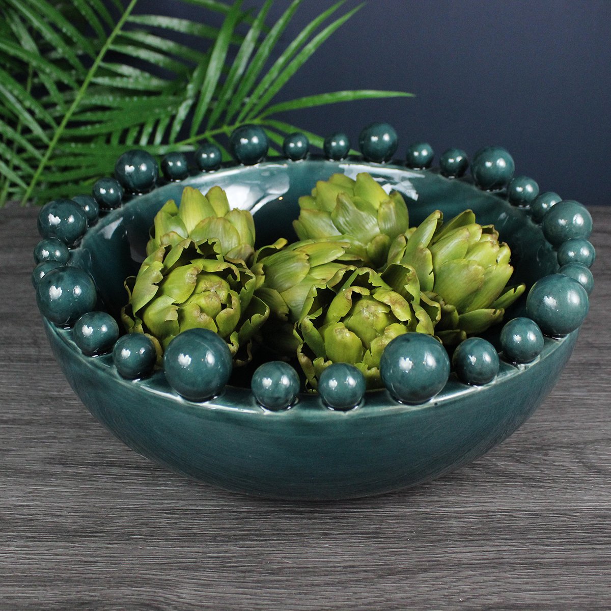 Our Teal Bowl can be filled with fruit, artichoke heads or dried flowers to create the perfect centrepiece 💜

#centrepiece #centerpiece #centerpieceideas #centrepieces #centrepieceideas #fruitbowl #bowl #decorativebowl #homedecor