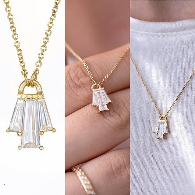 artemerstudio's tweet photo. New ✨ Diamond bell necklace 🔔
.
.
.
.
#baguettediamond #necklace #pendant #jewelrydesigner #deconecklace #artdeco #diamondpendant #goldpendant #goldpattern #artemerdeco #artdecoinspired #bellnecklace #diamondbell #diamondpendant #bell https://t.co/J5YGvNJq4o https://t.co/IWkpdbRU1H