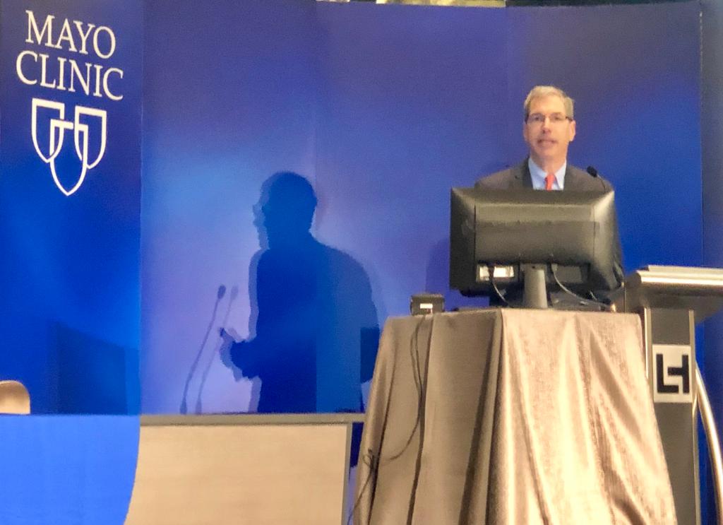 MayoClinicGIHep's tweet photo. We are LIVE from the #MayoClinicGIHepBoard review course in Chicago. Dr. John Poterucha is opening with the first lecture discussing the approach to abnormal liver tests and drug-induced liver injury. Follow us for #HighYieldFacts #MedEd #MedTwitter https://t.co/OKo5oXOPMO