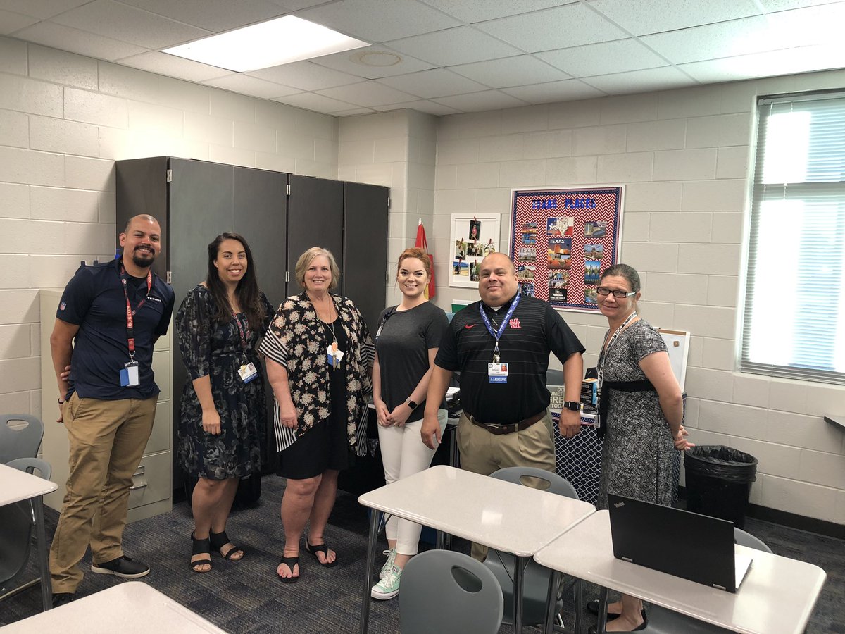 mrwwatkins's tweet photo. Our Texas History team was rocking today with a great planning session today.  @Dean_CFISD #allaboutthedean #CFISDspirit #popcultureprincipal #planningwithapurpose https://t.co/acDryyAqTx